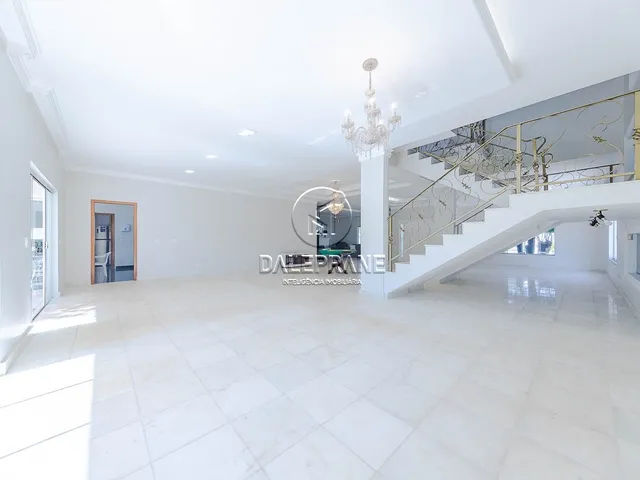 Casa com 2500m² 5 quartos e 7 banheiros, à venda, no bairro Park Way em Brasília