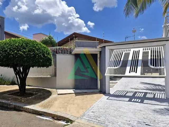 Casa com 300m² 3 quartos e 2 banheiros, à venda, no bairro Parque Residencial Cambuí em Mogi Guaçu