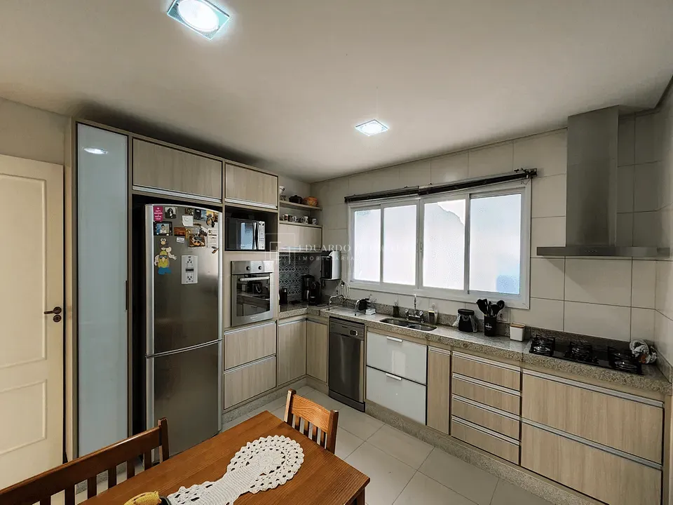 Casa, 3 quartos, 270 m² - Foto 7