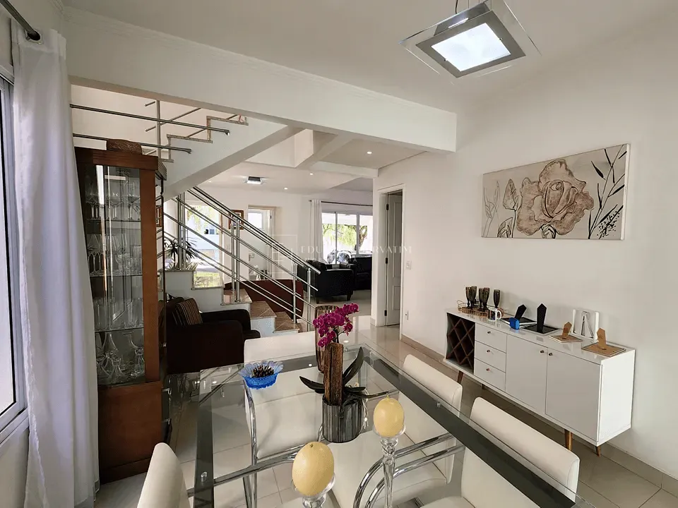 Casa, 3 quartos, 270 m² - Foto 4