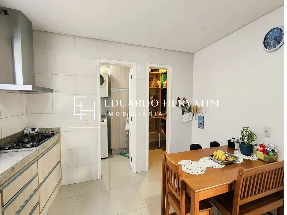 Casa, 3 quartos, 270 m² - Foto 8