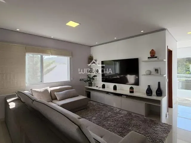 Casa com 505m² 3 quartos e 4 banheiros, à venda, no bairro CONDOMINIO RESERVA VALE VERDE em Cotia