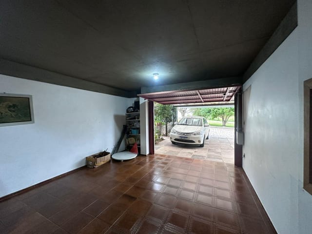Casa com 212m² 4 quartos e 3 banheiros, à venda, no bairro Sagrada Familia em Nova Prata