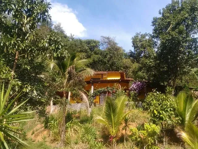 Casa com 2500m² 3 quartos e 4 banheiros, à venda, no bairro Peixe Dourado II em Casimiro de Abreu