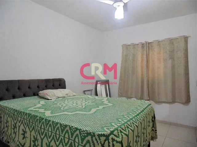 Casa com 220m² 3 quartos e 2 banheiros, à venda, no bairro Vila Buscardi em Taquaritinga