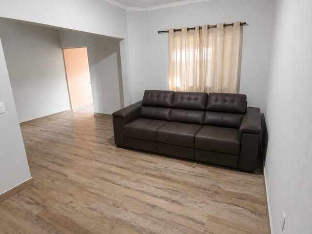 Casa com 150m² 3 quartos e 2 banheiros, à venda, no bairro Parque Residencial Jaguari em Americana