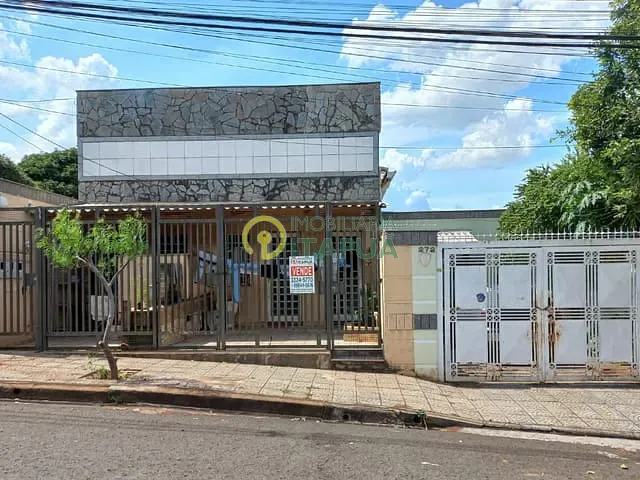 Casa com 450m², à venda, no bairro Vila Adolfo em Londrina