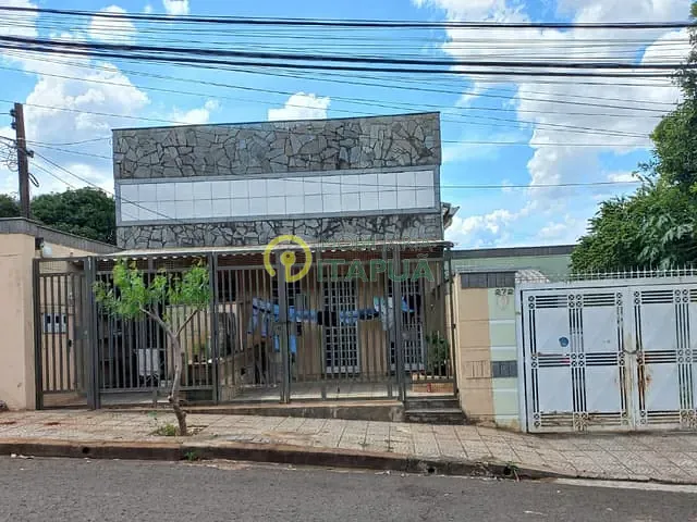 Casa com 450m², à venda, no bairro Vila Adolfo em Londrina
