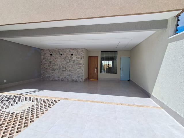 Casa com 202m² 3 quartos e 3 banheiros, à venda, no bairro Jardim Presidente em Goiânia