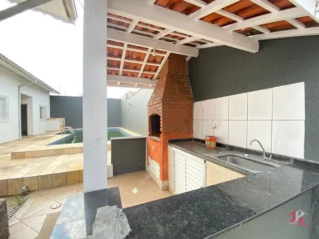 Casa 4 quartos e 2 banheiros, à venda, no bairro Cibratel I em Itanhaém