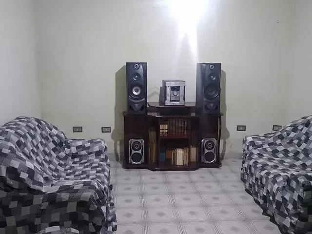 Casa com 264m² 2 quartos e 1 banheiro, à venda, no bairro Jardim Zaira em Mauá