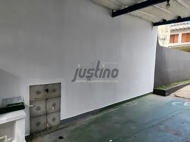 Casa com 250m² 2 quartos e 2 banheiros, para alugar, no bairro Centro em Itanhaém