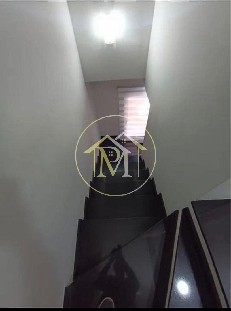 Casa à venda com 2 quartos, 10m² - Foto 11