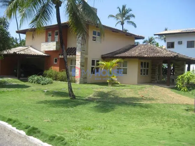 Casa 5 quartos e 4 banheiros, à venda, no bairro São Francisco em Ilhéus