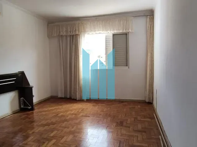 Casa 3 quartos e 2 banheiros, à venda, no bairro Jardim Quisisana em Poços de Caldas