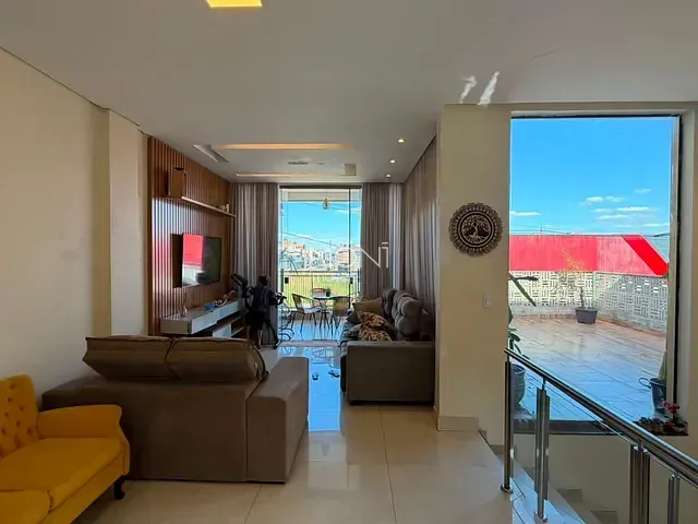 Casa 3 quartos e 1 banheiro, à venda, no bairro Guará II em Brasília