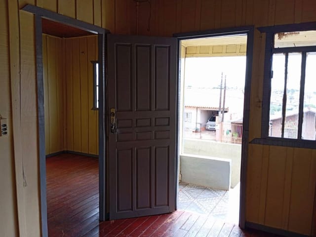 Casa com 80m² 3 quartos e 1 banheiro, para alugar, no bairro Jardim Santo Antônio em Cambé