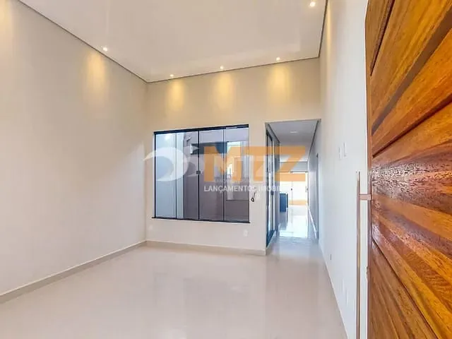 Casa com 250m² 3 quartos e 3 banheiros, à venda, no bairro Jardim Ouro Verde em Botucatu