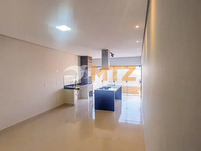 Casa com 250m² 3 quartos e 3 banheiros, à venda, no bairro Jardim Ouro Verde em Botucatu