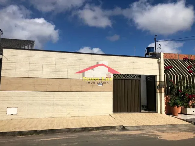 Casa com 300m² 3 quartos e 2 banheiros, à venda, no bairro Planalto Anil II em São Luís