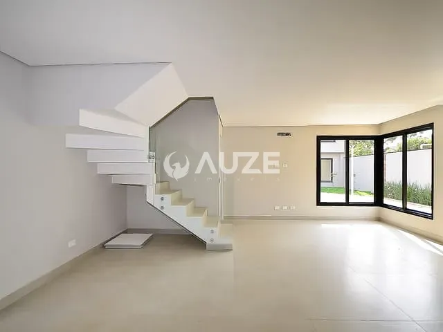 Sobrado com 235m² 3 quartos e 4 banheiros, à venda, no bairro Ecoville em Curitiba