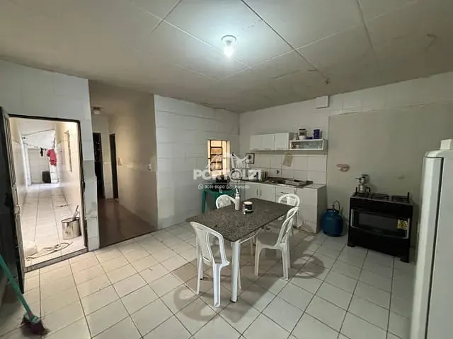 Casa com 130m² 3 quartos e 2 banheiros, à venda, no bairro Centro em Petrolina