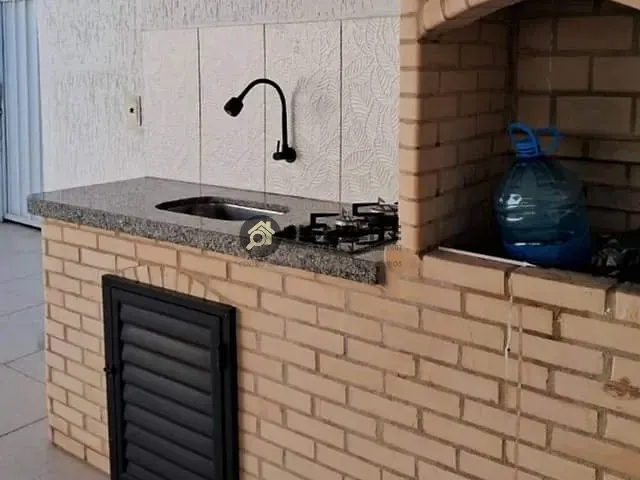 Casa 3 quartos e 4 banheiros, à venda, no bairro Ogiva em Cabo Frio