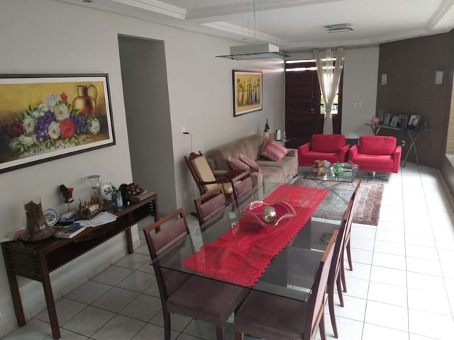 Casa com 276m² 3 quartos e 3 banheiros, à venda, no bairro Jardim Cidade Universitária em João Pessoa