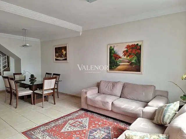 Casa 4 quartos e 5 banheiros, à venda, no bairro Jardim Tannus em Jundiaí