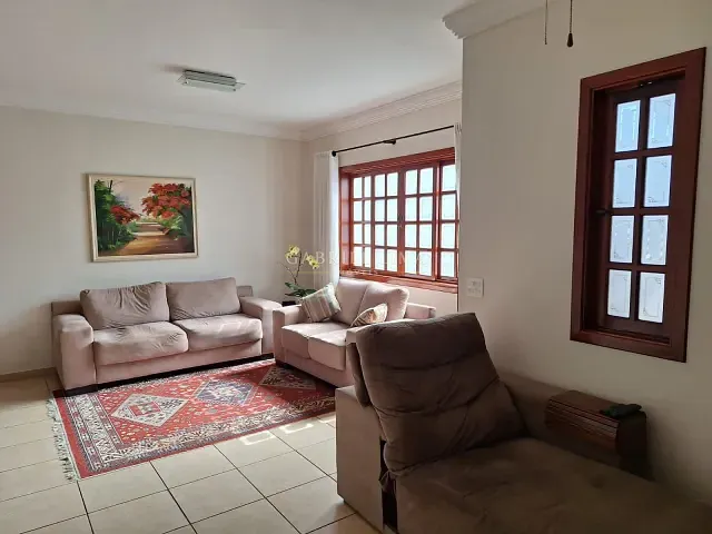 Casa 4 quartos e 5 banheiros, à venda, no bairro Jardim Tannus em Jundiaí