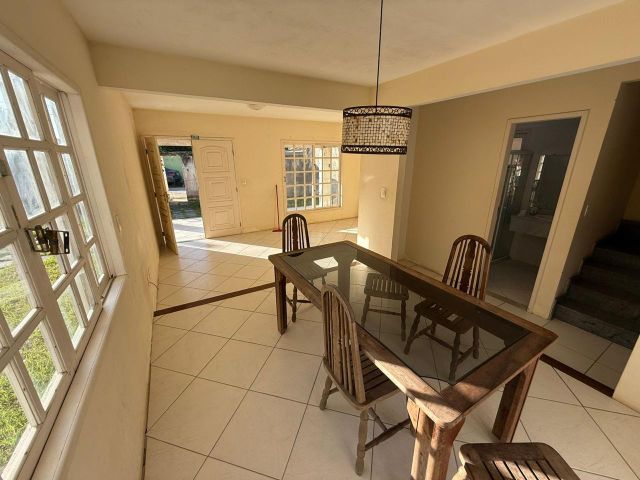 Casa com 403m² 3 quartos e 3 banheiros, à venda ou para alugar, no bairro Village Sol e Mar em Rio das Ostras