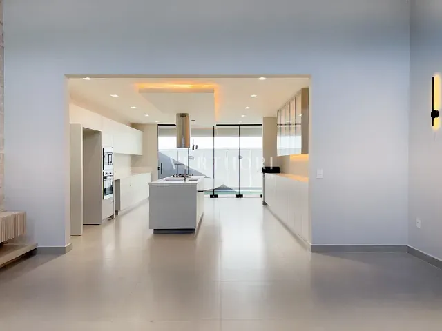 Casa 4 quartos e 5 banheiros, à venda, no bairro Esperança em Londrina