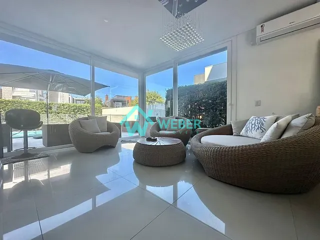 Casa com 463m² 5 quartos e 5 banheiros, à venda, no bairro XANGRI-LÁ em Xangri-lá