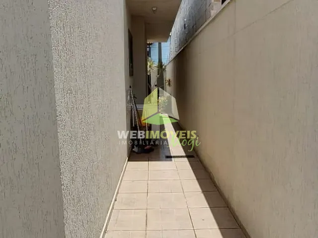 Casa com 188m² 2 quartos e 1 banheiro, à venda, no bairro Conjunto Habitacional São Sebastião em Mogi das Cruzes
