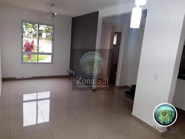 Casa 3 quartos e 2 banheiros, para alugar, no bairro Villa Flora em Votorantim