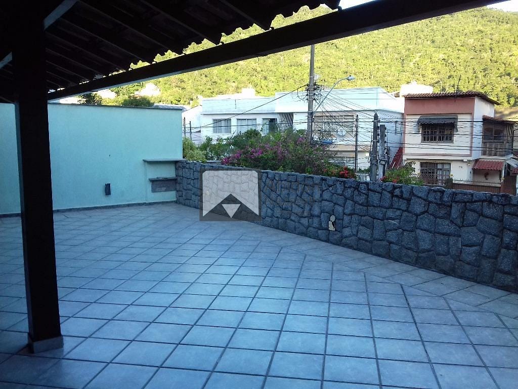 Casa à venda com 5 quartos, 270m² - Foto 74