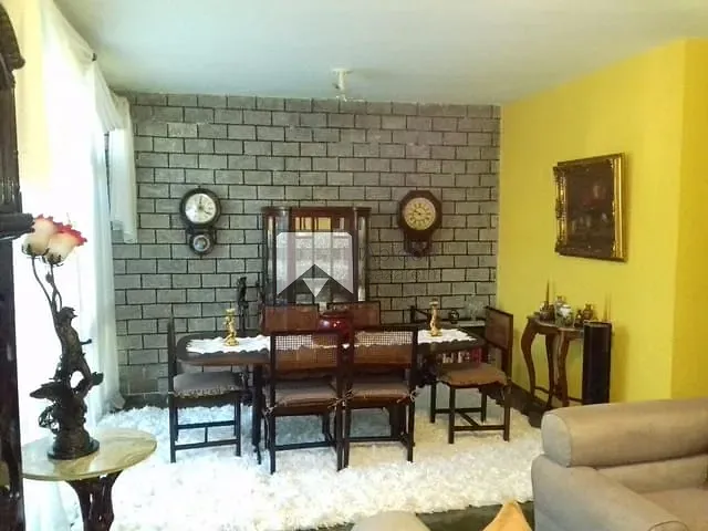 Casa com 360m² 5 quartos e 4 banheiros, à venda, no bairro São Francisco em Niterói