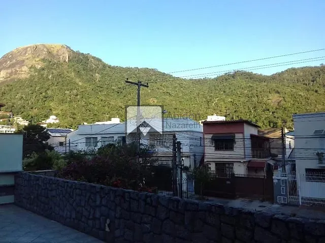 Casa com 360m² 5 quartos e 4 banheiros, à venda, no bairro São Francisco em Niterói