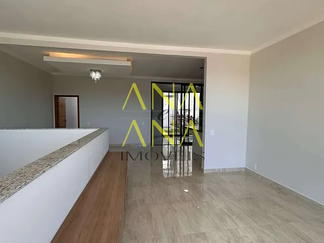Casa 3 quartos e 4 banheiros, à venda, no bairro Condomínio Residencial Euroville II em Bragança Paulista