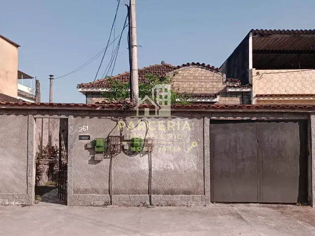 Casa 3 quartos e 2 banheiros, para alugar, no bairro Parada de Lucas em Rio de Janeiro