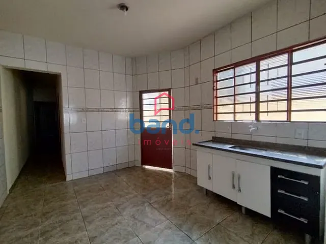 Casa com 125m² 2 quartos e 1 banheiro, para alugar, no bairro Jardim Bela Fonte em Porto Feliz