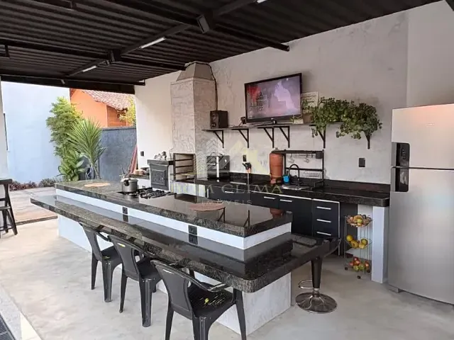 Casa 3 quartos e 4 banheiros, à venda, no bairro Pitangueiras em Matias Barbosa