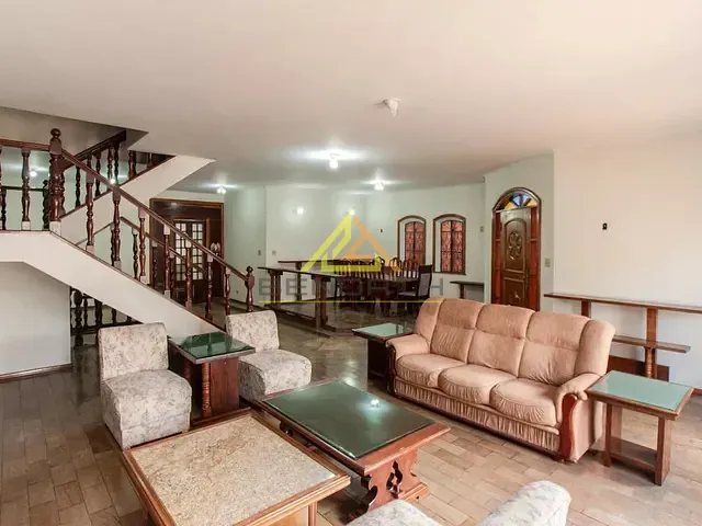 Casa com 365m² 4 quartos e 4 banheiros, à venda, no bairro Vila Paiva em São Paulo