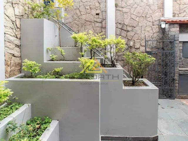 Casa com 365m² 4 quartos e 4 banheiros, à venda, no bairro Vila Paiva em São Paulo