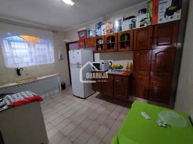 Sobrado com 100m² 4 quartos e 3 banheiros, à venda, no bairro Jardim Cunhambebe (Vicente de Carvalho) em Guarujá