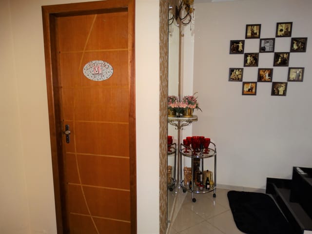 Casa com 468m² 7 quartos e 5 banheiros, à venda, no bairro Orfãs em Ponta Grossa