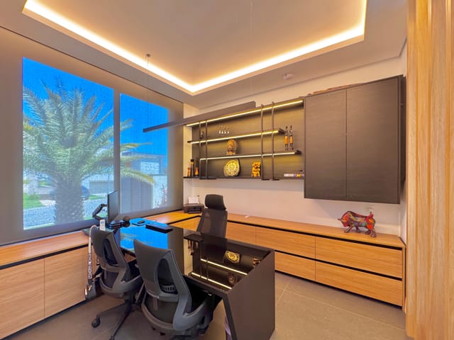Casa com 492m² 4 quartos e 7 banheiros, à venda, no bairro Centro Comercial Jubran em Barueri
