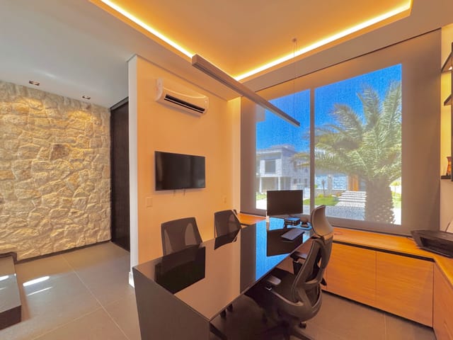 Casa com 492m² 4 quartos e 7 banheiros, à venda, no bairro Centro Comercial Jubran em Barueri