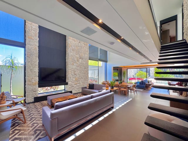 Casa com 492m² 4 quartos e 7 banheiros, à venda, no bairro Centro Comercial Jubran em Barueri