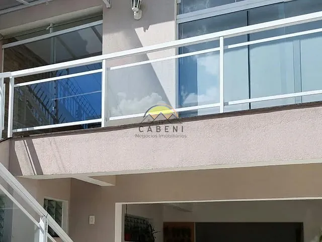 Casa com 315m² 3 quartos e 5 banheiros, à venda, no bairro Vila Ipojuca em São Paulo